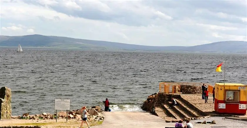 Galway Bay Sea View Apartments 