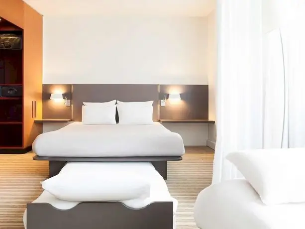 Novotel Suites Paris Nord 18eme