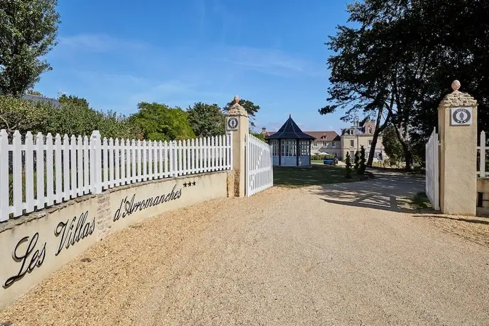 Hotel The Originals Les Villas D' Arromanches 