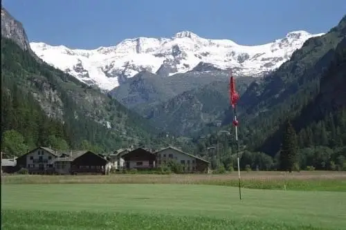 Hotel Lo Scoiattolo Gressoney-La-Trinite 