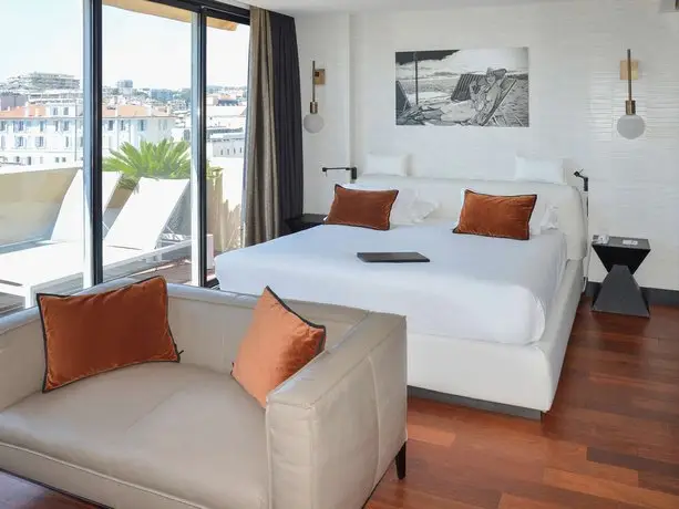 Hotel Univers Cannes 