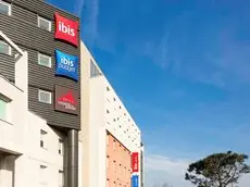 Ibis Orly Chevilly Tram 7 