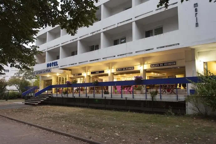 Hotel Les Gens de Mer La Rochelle by Popinns