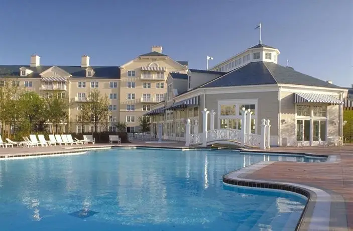 Disney's Newport Bay Club 