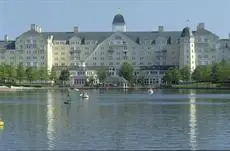 Disney's Newport Bay Club 