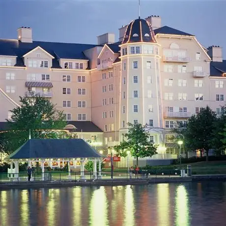 Disney's Newport Bay Club 