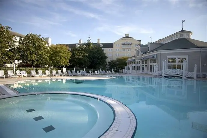 Disney's Newport Bay Club 