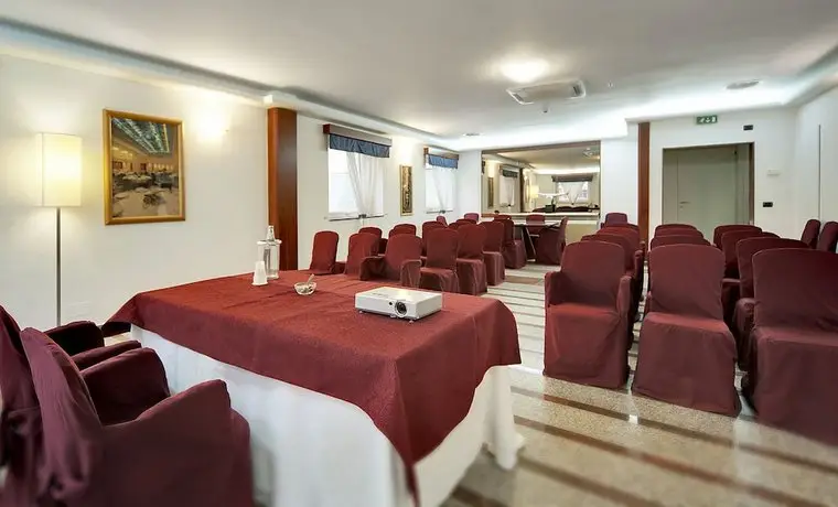 Mediterraneo Palace Hotel Ragusa 