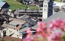 Carlina La Clusaz 