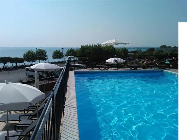 Blu Lake Sirmione Hotel 