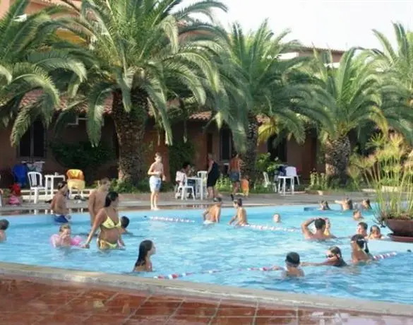 Hotel Villaggio Calaghena 