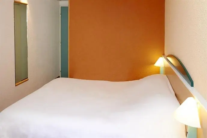 Ibis Nuits Saint Georges 