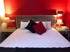 Brit Hotel Aux Sacres Reims Centre 