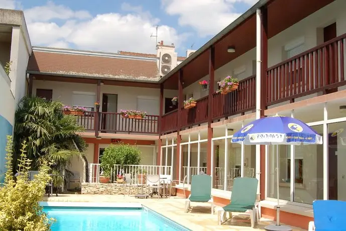 Logis Hotel Au Tambour 