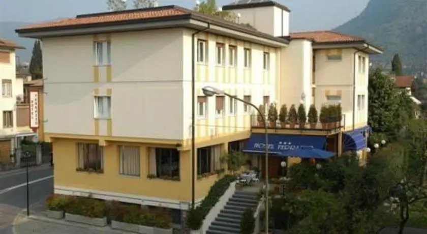 Lake Garda Hostel