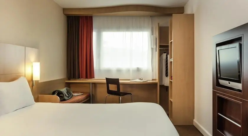 Ibis Mulhouse Ile Napoleon 