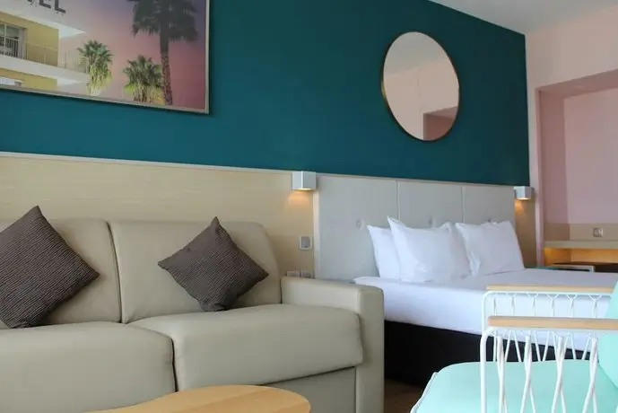 Mercure Villeneuve Loubet Plage