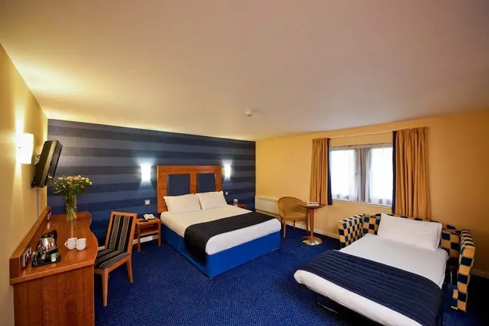 Leonardo Inn Hotel Aberdeen Airport 