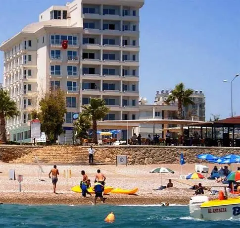 Kristal Beach Hotel