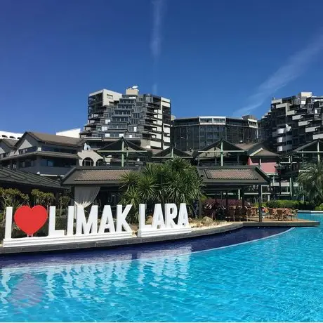 Limak Lara De Luxe Hotel & Resort 