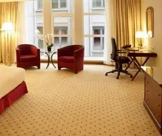 Hilton Antwerp Old Town 