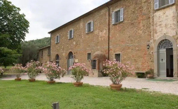 Antico Casale di Montegualandro & Spa 