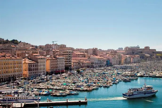 Escale Oceania Marseille Vieux Port 