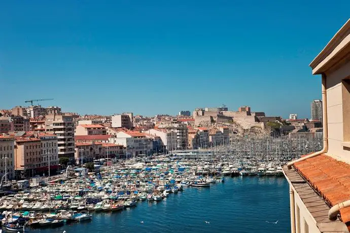 Escale Oceania Marseille Vieux Port 