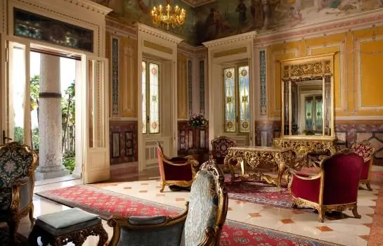 Villa Cortine Palace Hotel 