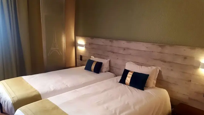 Euro Hotel Paris Creteil Metro 