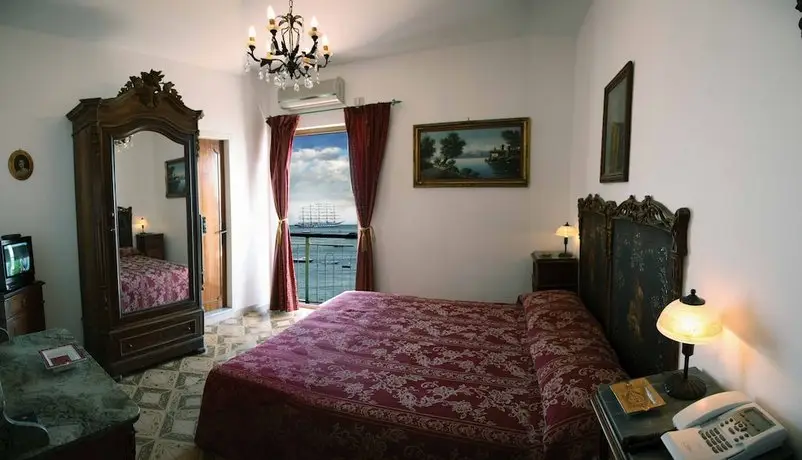 La Riva Hotel Giardini Naxos