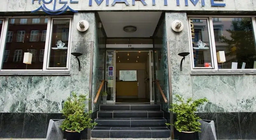 Hotel Maritime