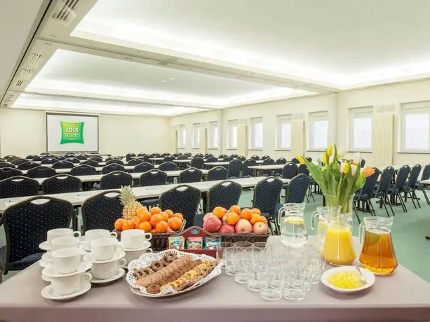 Ibis Styles Warszawa West 