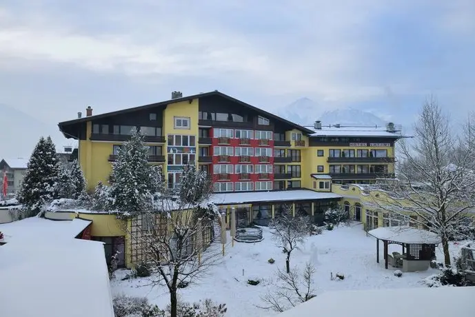 Hotel Latini Zell am See 