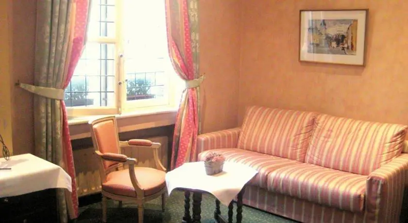 Hotel Duc De Bourgogne 