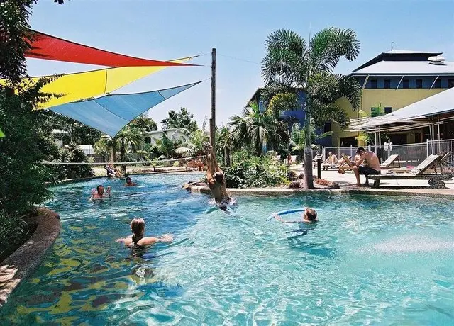 Summer House Backpackers Cairns 