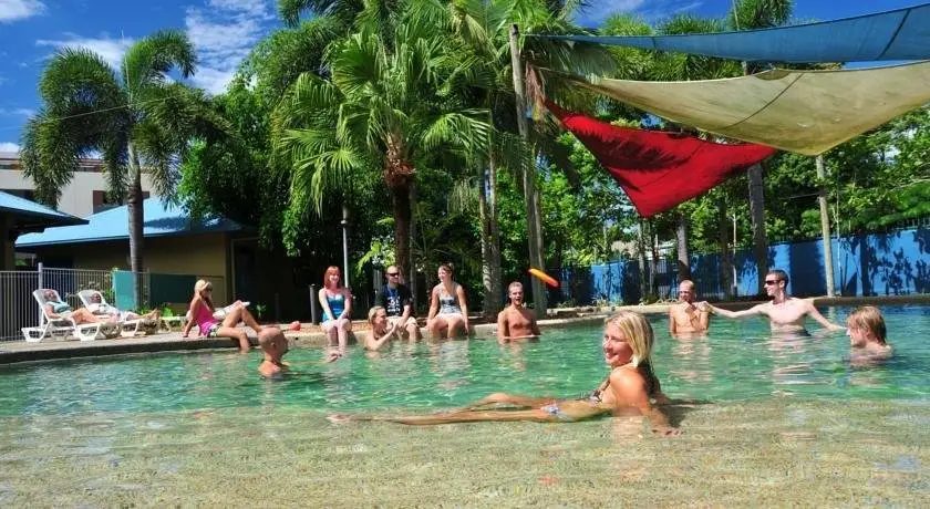 Summer House Backpackers Cairns 