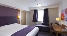 Premier Inn Cardiff North 