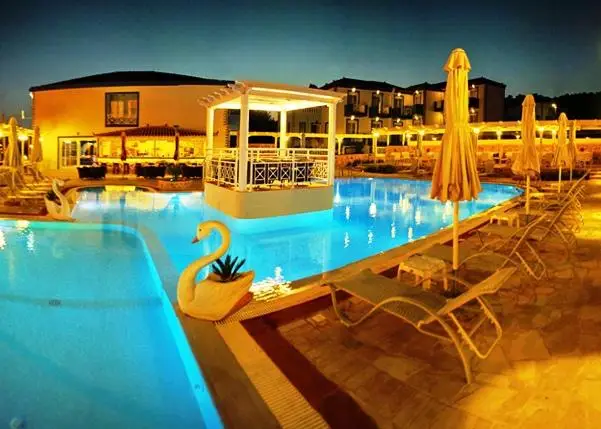 Aphrodite Beach Hotel 