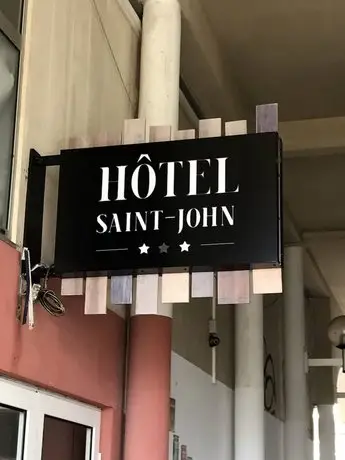 Hotel Saint John Perse