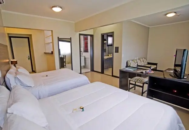 Wyndham Golden Foz Suites 