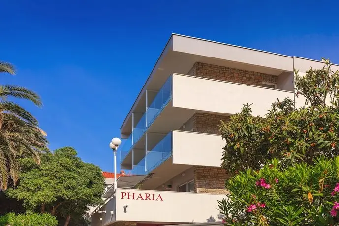 Aparthotel Pharia 