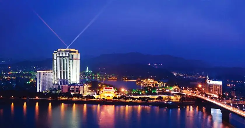 Huizhou Kande International Hotel 