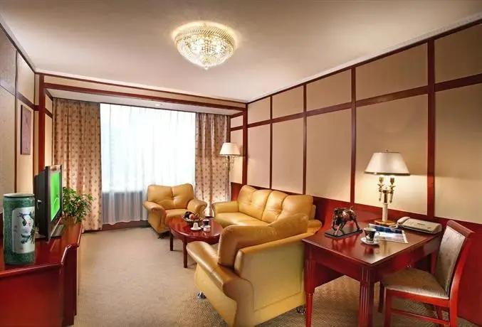 Xiamen Huaqiao Hotel 