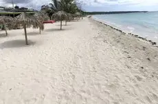 Fun Holiday Beach Resort 