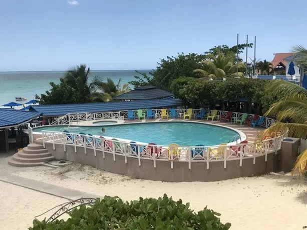 Negril Treehouse Resort 