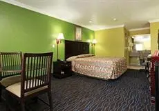 Econo Lodge Houston Hobby Airport 