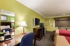 Econo Lodge Houston Hobby Airport 