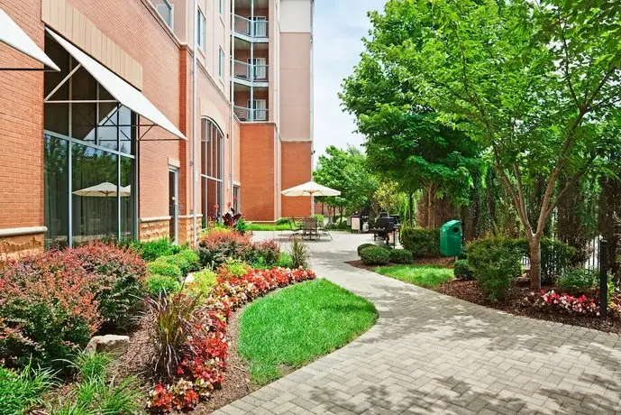 Staybridge Suites Chattanooga Downtown - Convention Center 