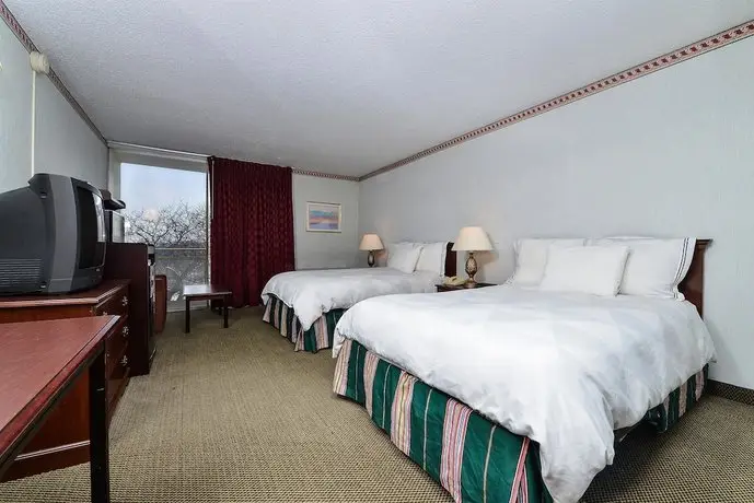 Americas Best Value Inn Cleveland Airport 